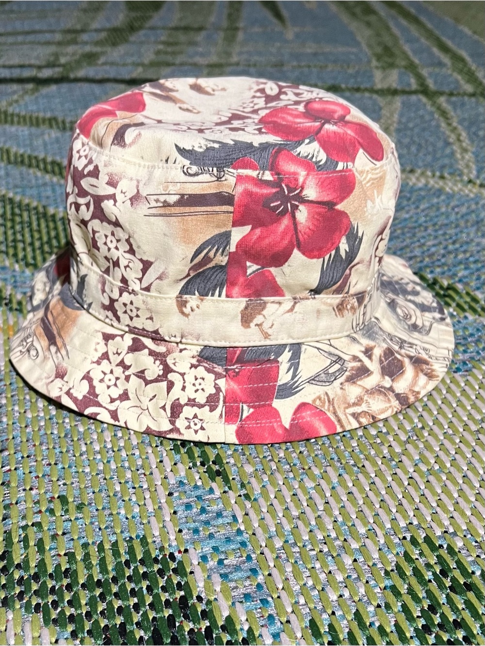 Woman’s Tropical Floral Reversible Bucket Hat